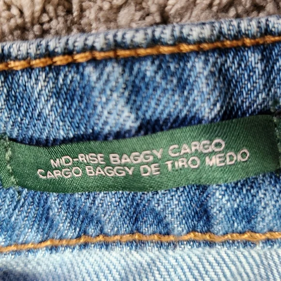 Wild Fable Women's Mid Rise Wide Leg Cargo Baggy Pants Medium Wash Size 2/31" - Picture 7 of 16